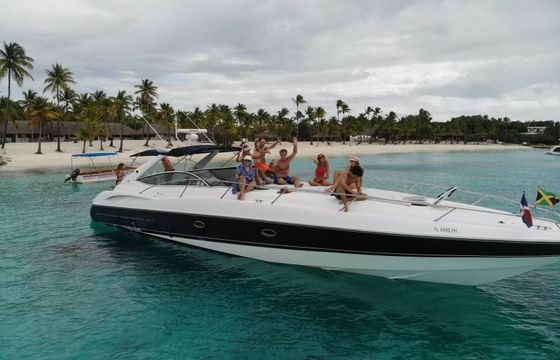 Sunseeker Superhawk 48 Black Alchemy
