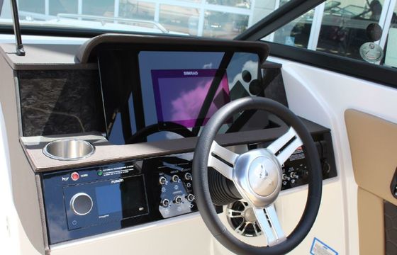 Sea Ray SDX 270 Happy Hours