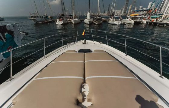 Sea Ray 580 Blue Land