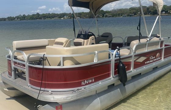 Sun Tracker 18 Nirvana