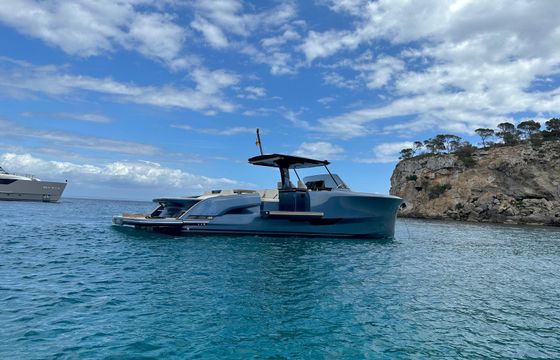 Solaris Power 44 Open Copito de Nieve