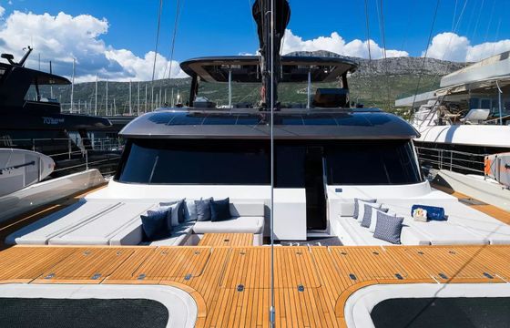 Sunreef 70 n + 1