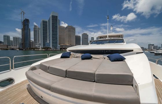 Sunseeker 120 Viva la Vida