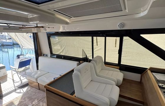 Sealine C48 Almyra