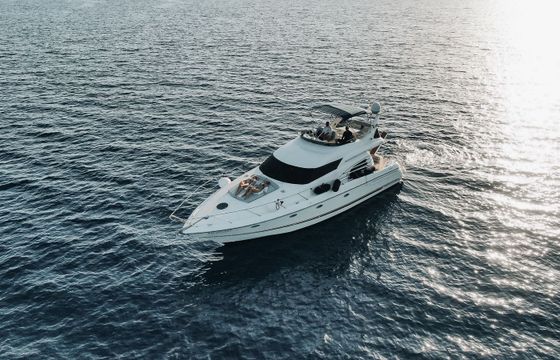 Sunseeker Manhattan 48 Fly Klara