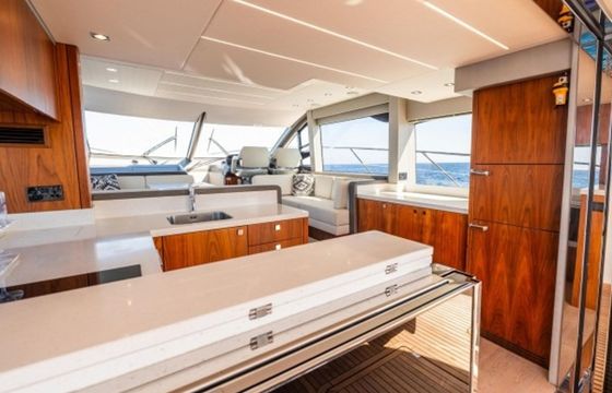 Sunseeker Manhattan 52 Cruiser Aurora