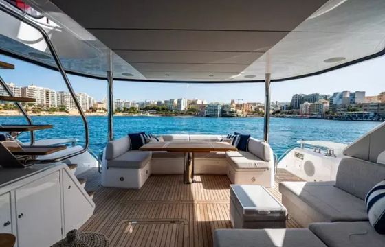 Sunseeker Manhattan 52 Cruiser Aurora