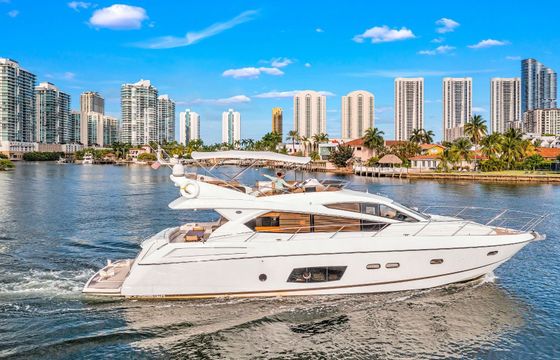 Sunseeker Manhattan 70 Lavish