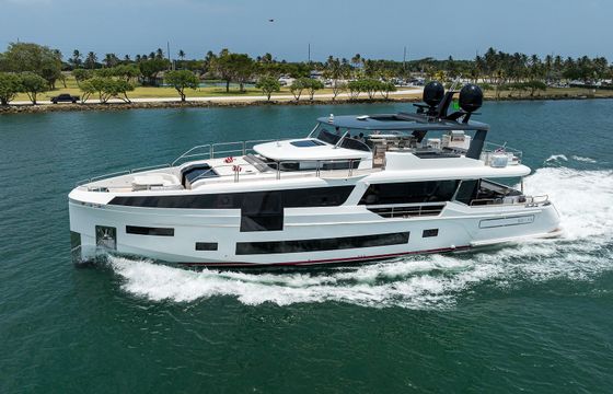 Sirena Yachts 88 Olympus