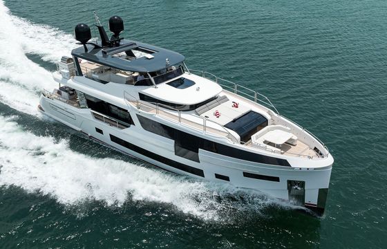 Sirena Yachts 88 Olympus