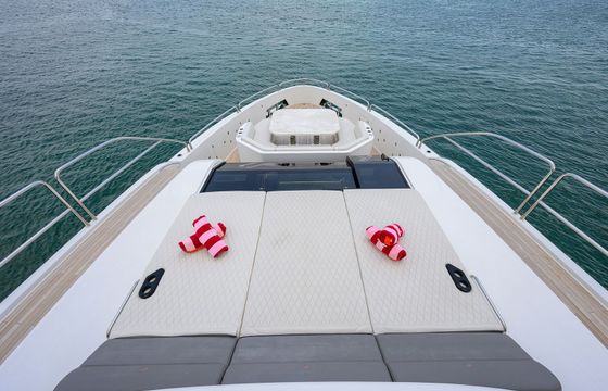 Sirena Yachts 88 Olympus