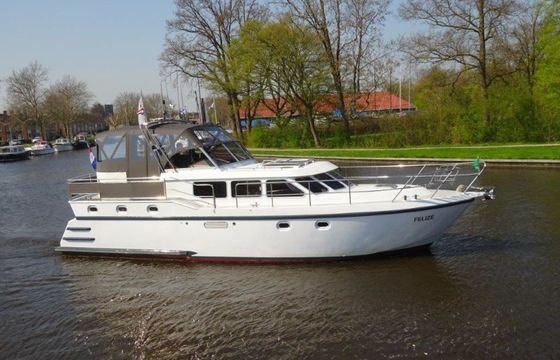 Turfskipper 1250 Felize Elite
