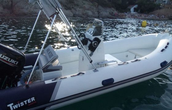 Twister 470 RIB
