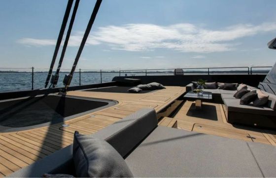 Sunreef 80 Grayone