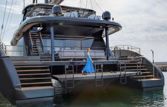 Sunreef 80 Grayone