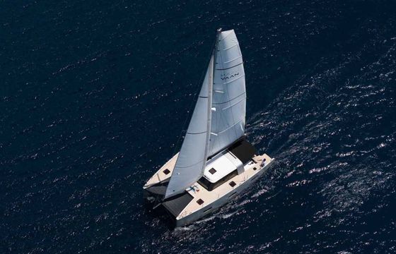 Vaan R4 Electric Silence