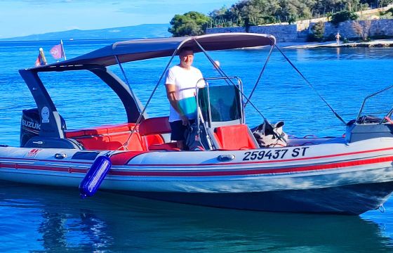 Tiger Marine 750 Tiger Marine 750 top line