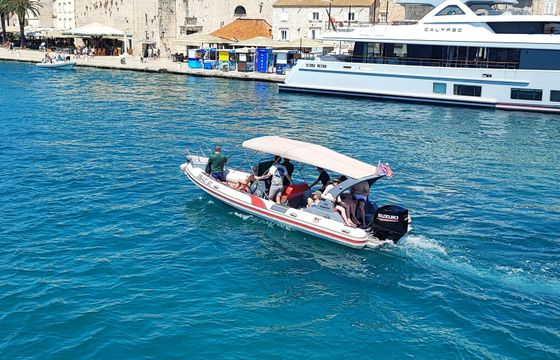 Tiger Marine 750 Tiger Marine 750 top line