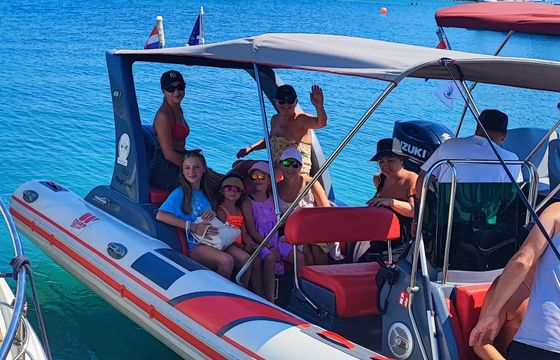 Tiger Marine 750 Tiger Marine 750 top line