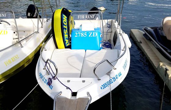 Tiburon 180 Sundeck