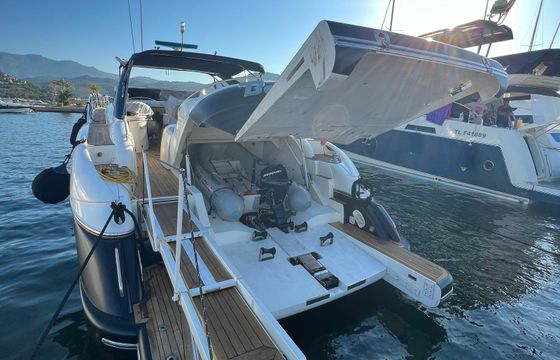 Sunseeker Predator 60 Bestiolina
