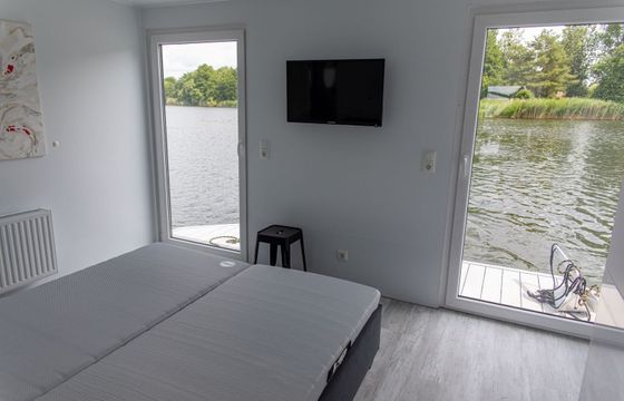 vonAnker Houseboat Koika