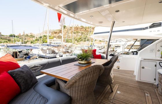 Sunseeker Manhattan 73 Aino