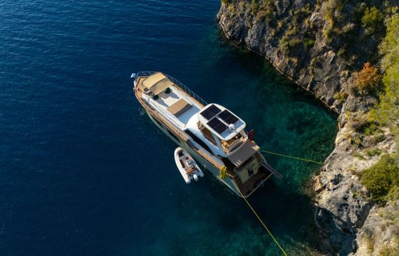 Trawler 65 Aura-Y