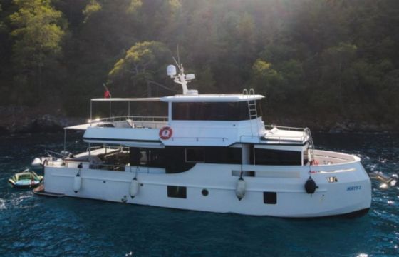 Trawler 72 Nayk 1