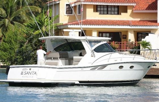Tiara 38 La Santa