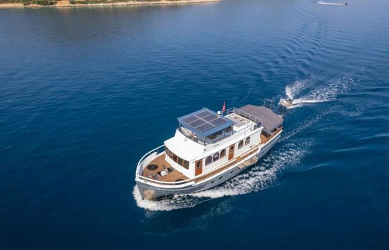 Trawler 24 Quatros 23