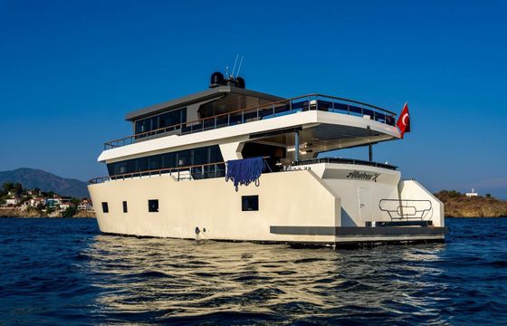 Trawler 85 Albatros Explorer