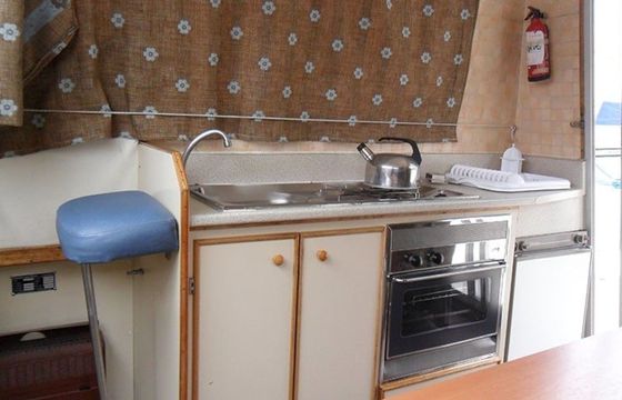 Triton 860 Fly Les Canalous 93
