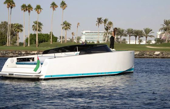 Van Dutch 40 Moonraker