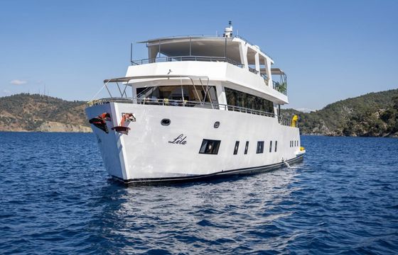 Trawler 85 Lila