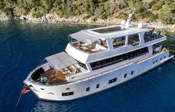 Trawler 85 Lila