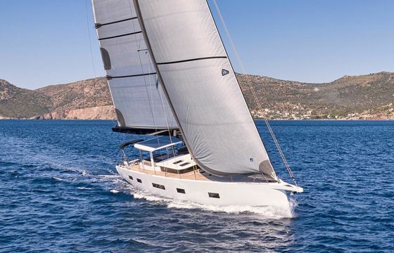 Y Yachts Y8 Nadamas