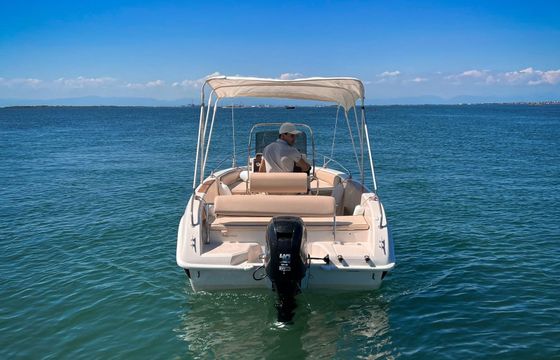 Yacht and Co Voyager 18 Bordo