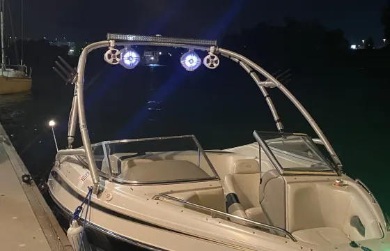 Reinell Ski Boat in Sacramento (Sac River or Folsom Lake)