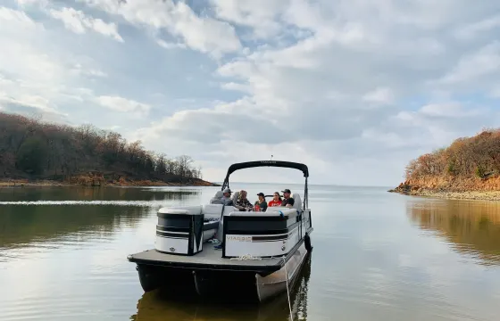 26ft Diamond Travel 26Q Tritoon