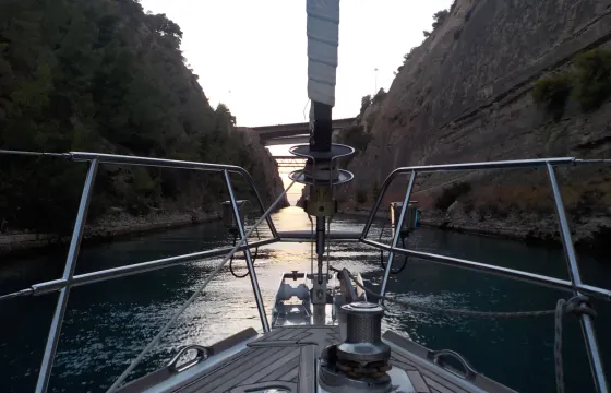 A trustworthy crew and 54ft to enjoy for truly stress-free vacation!