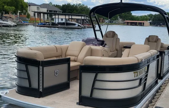 16 passanger party boat with 250 HP Yamaha!!