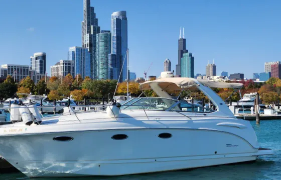 38' Chaparral Signature Motor Yacht In Chicago - 13 Guests Capacity