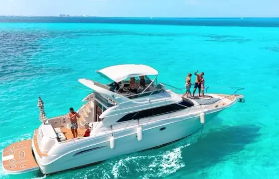 Sea Ray 51ft Flybridge Luxury Yacht | Premium Private Charter