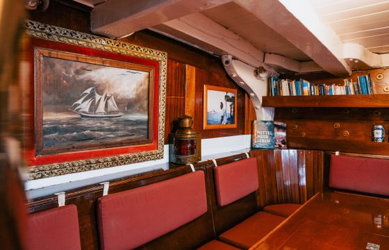 Charter Historic Tallship Florette – Where Adventure Meets Legacy