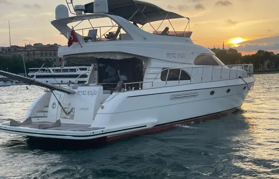 Custom 39ft Private Charter for Istanbul Bosphorus Rides