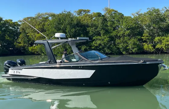 Explore Ft Lauderdale 2023 Aviaria 38ft!