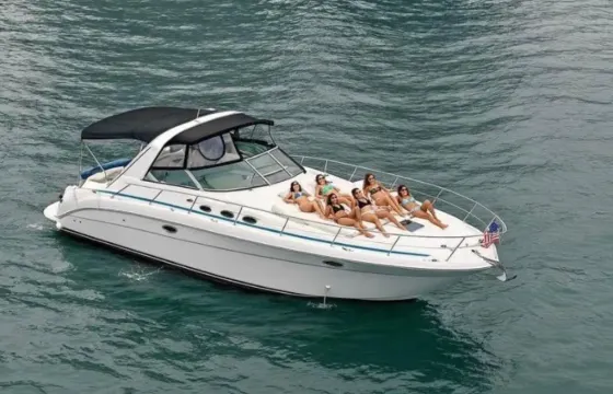 Best Sea Ray Sundancer 40ft in Miami | Perfect for Parties & Cruises