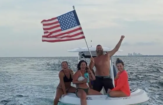 23’ of island fun! Islands* sandbars* snorkeling* cruising