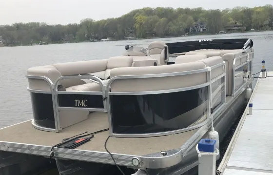 The Perfect Boat Day on Lotus Lake | TMC 22 Pontoon